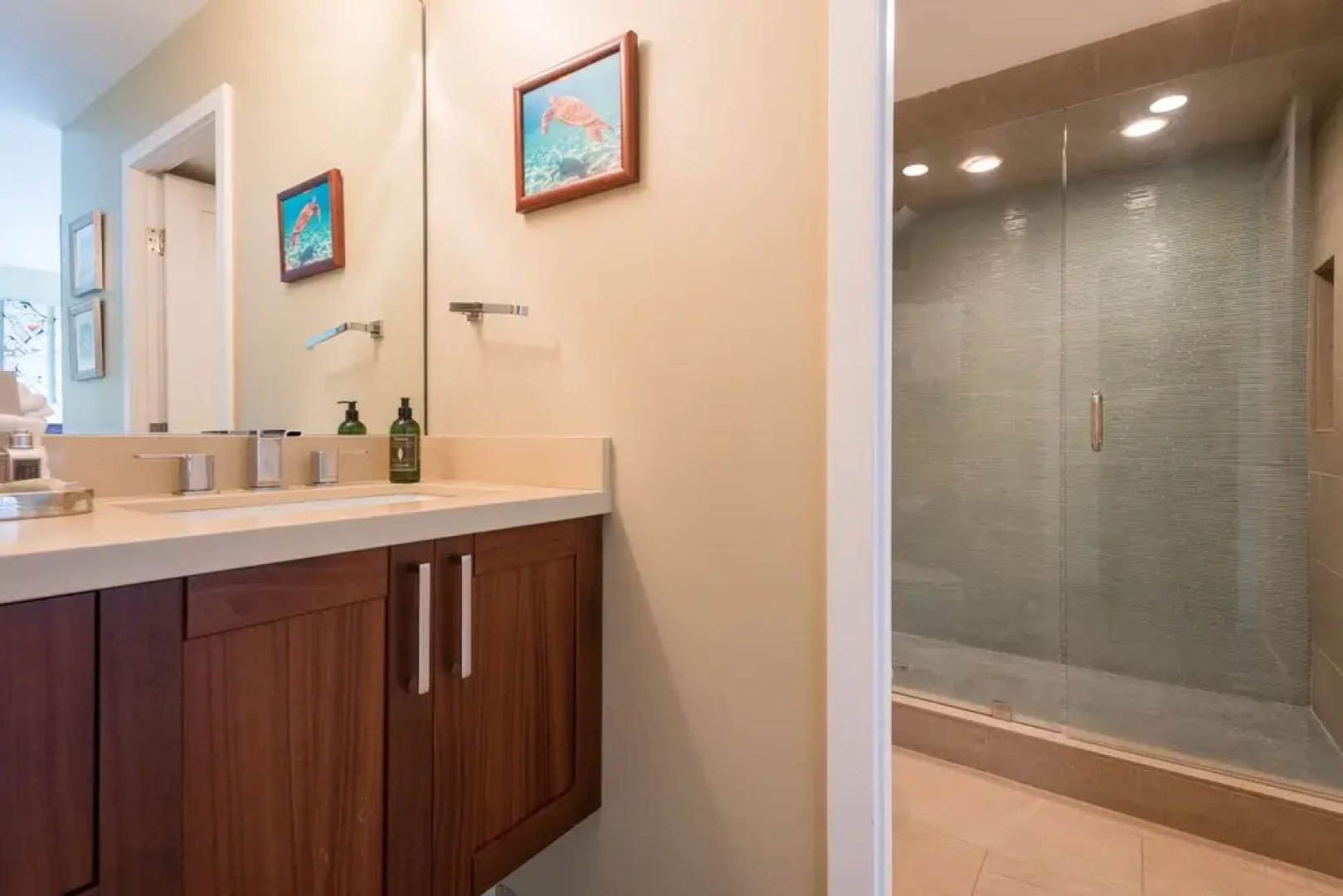 Mahana by KBM Hawaii Luxury Vacations