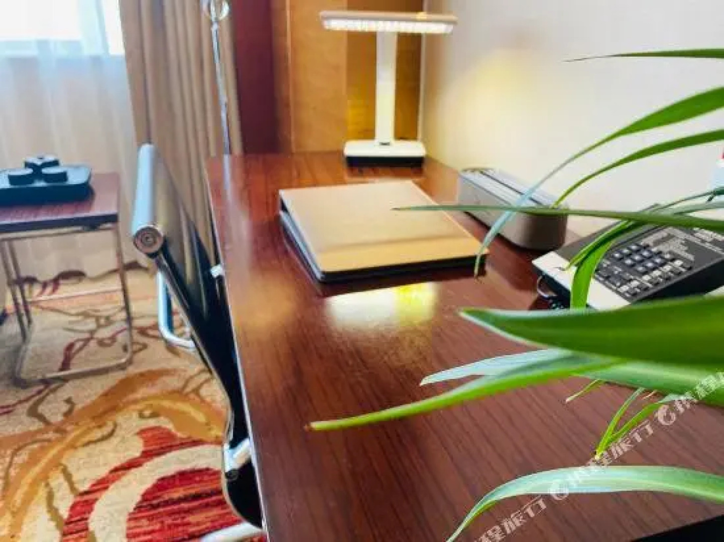 Zhaotong Purple Light Hotel