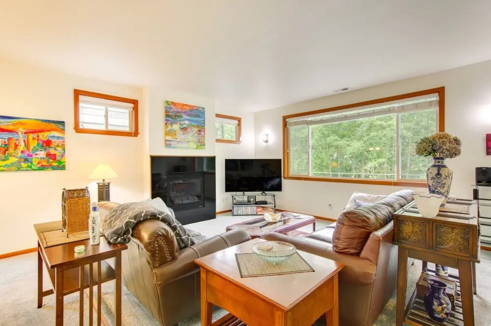 Wfh-friendly Townhome Rental Near Ferry in Everett