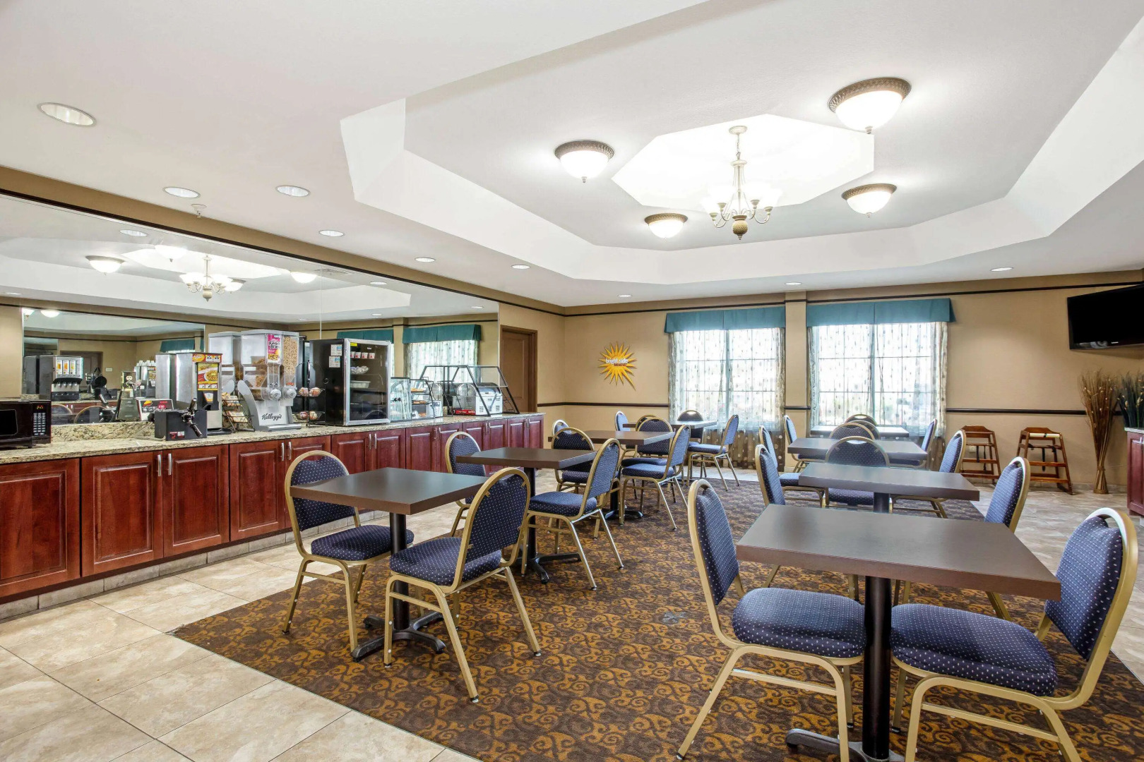 La Quinta Inn & Suites by Wyndham PCB Pier Park area