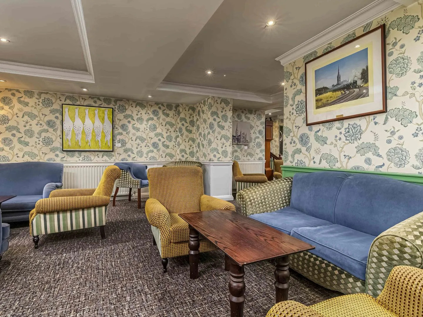 Mercure White Hart Hotel Salisbury and Apartments