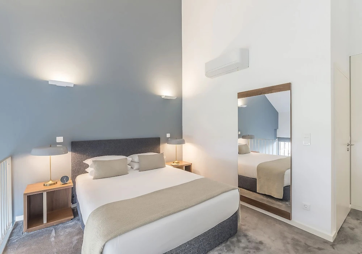 Отель UMA Santa Catarina - Pool & Fitness 