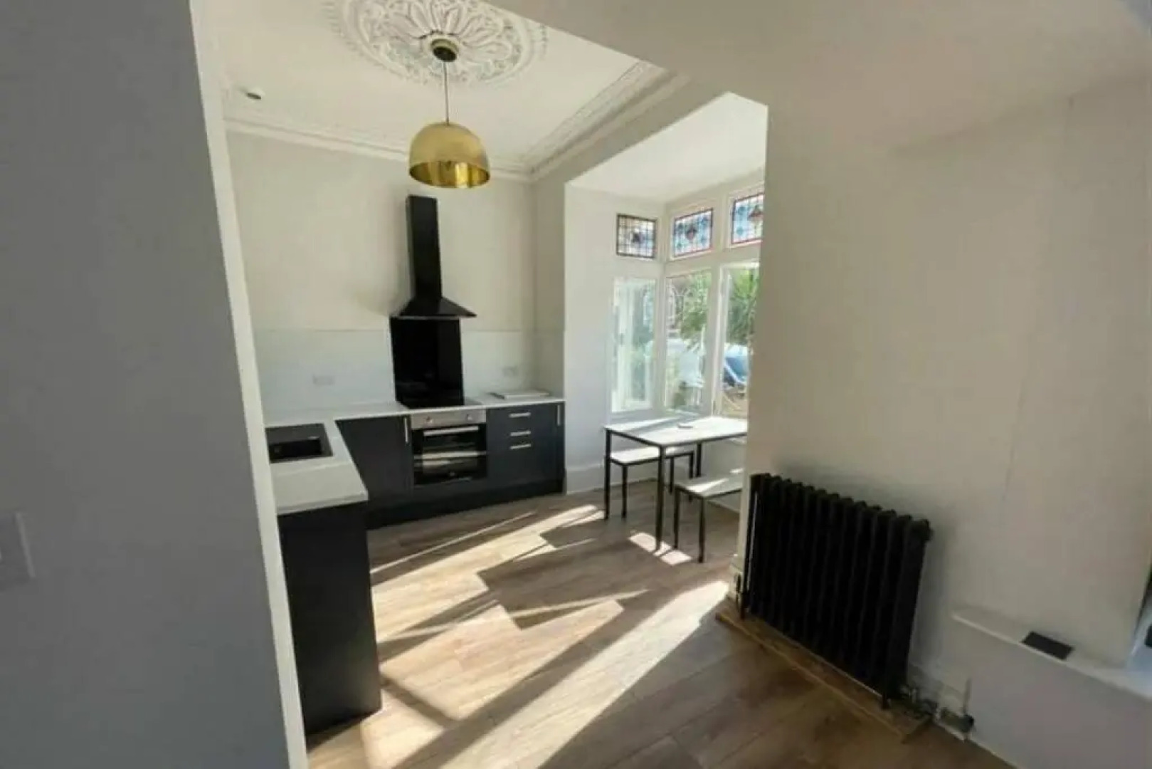 The Cube at No. 21. Modern & Stylish Getaway.