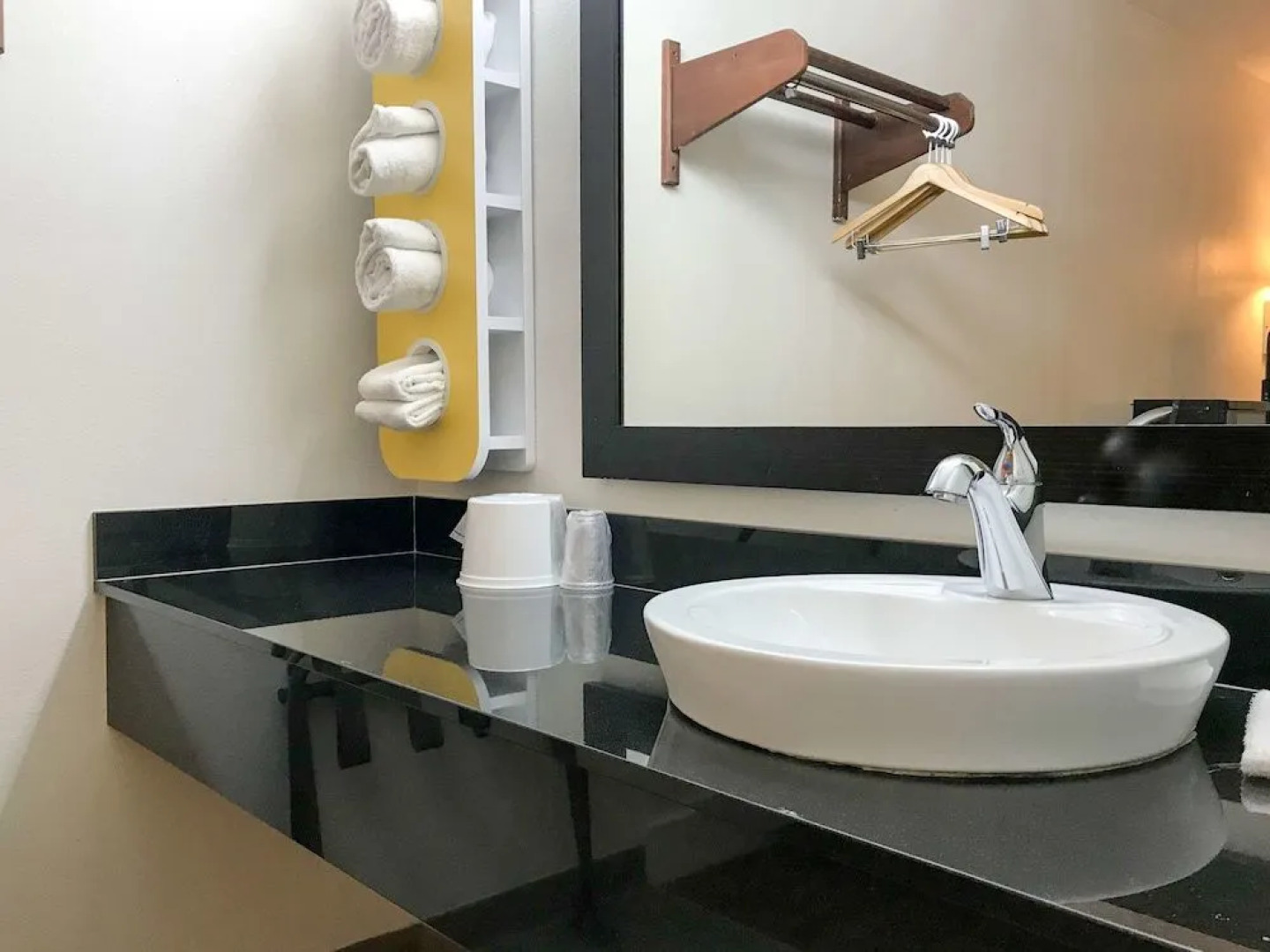 Days Inn By Wyndham Hardeeville Near Hilton Head