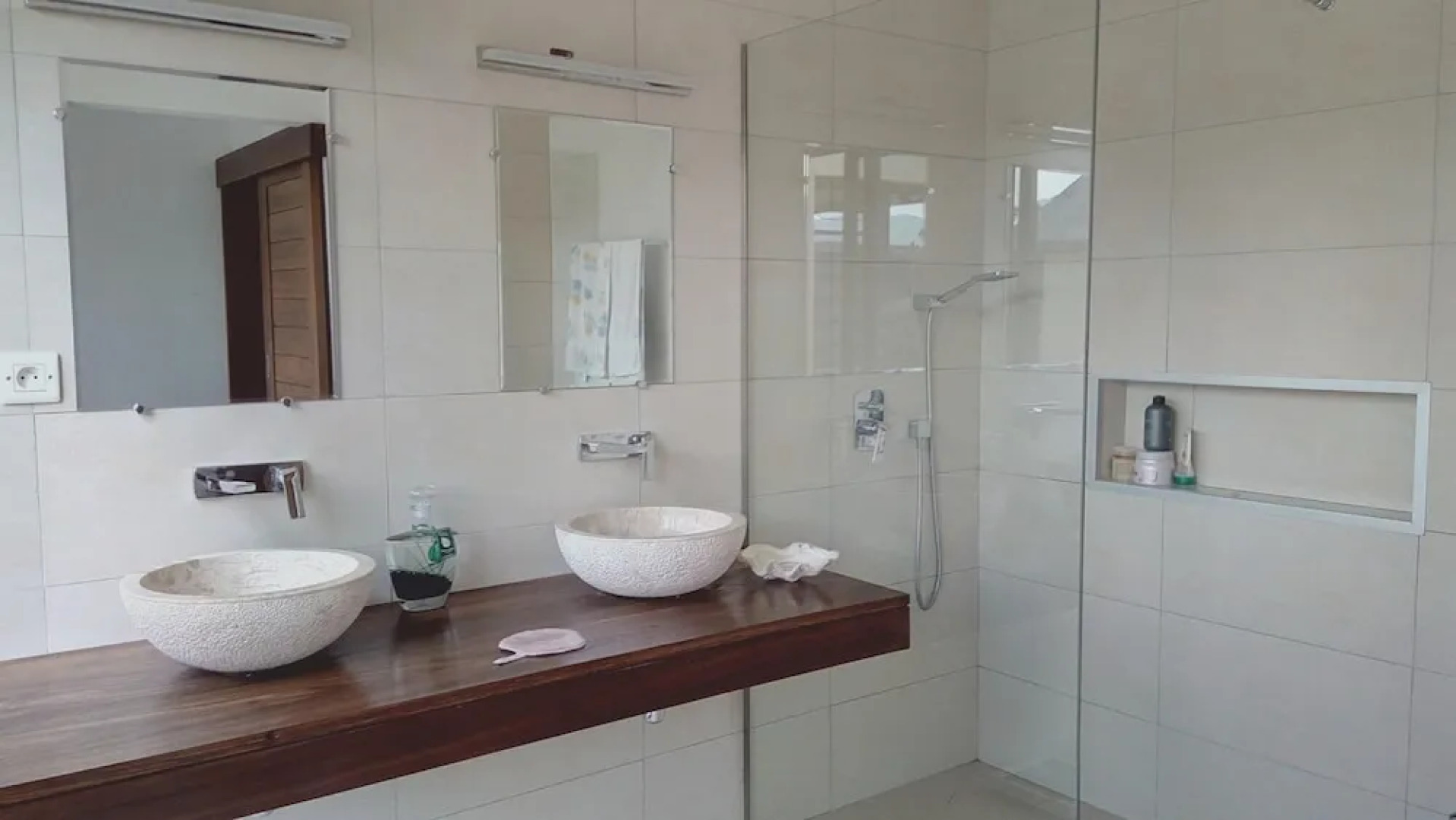 Villa With 3 Bedrooms In Riviere Noire With Wonderful Mountain View Private Pool Enclosed Garden