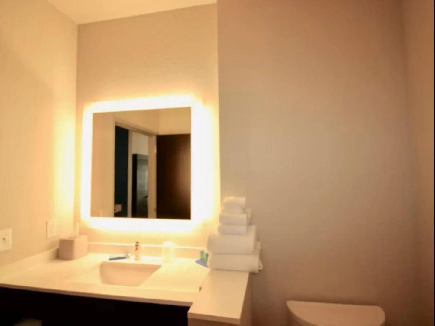 Holiday Inn Express & Suites Kirksville - University Area by IHG