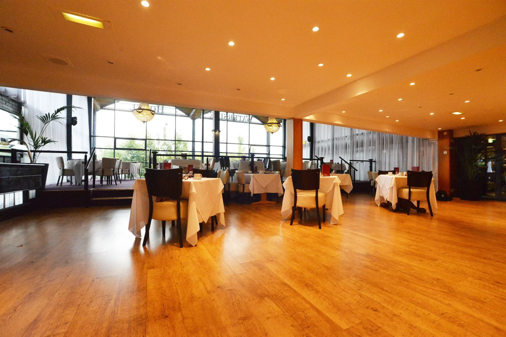 Waterside Hotel & Leisure Club