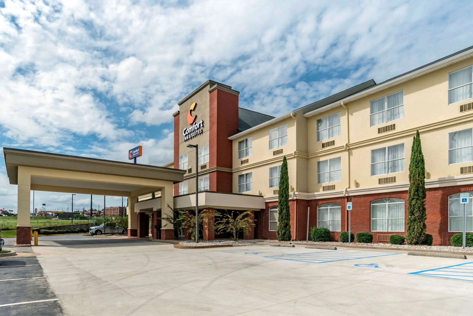Comfort Inn & Suites Millbrook - Prattville