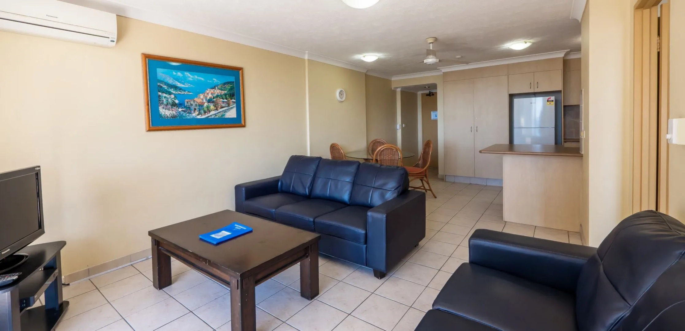 Aristocrat Apartments