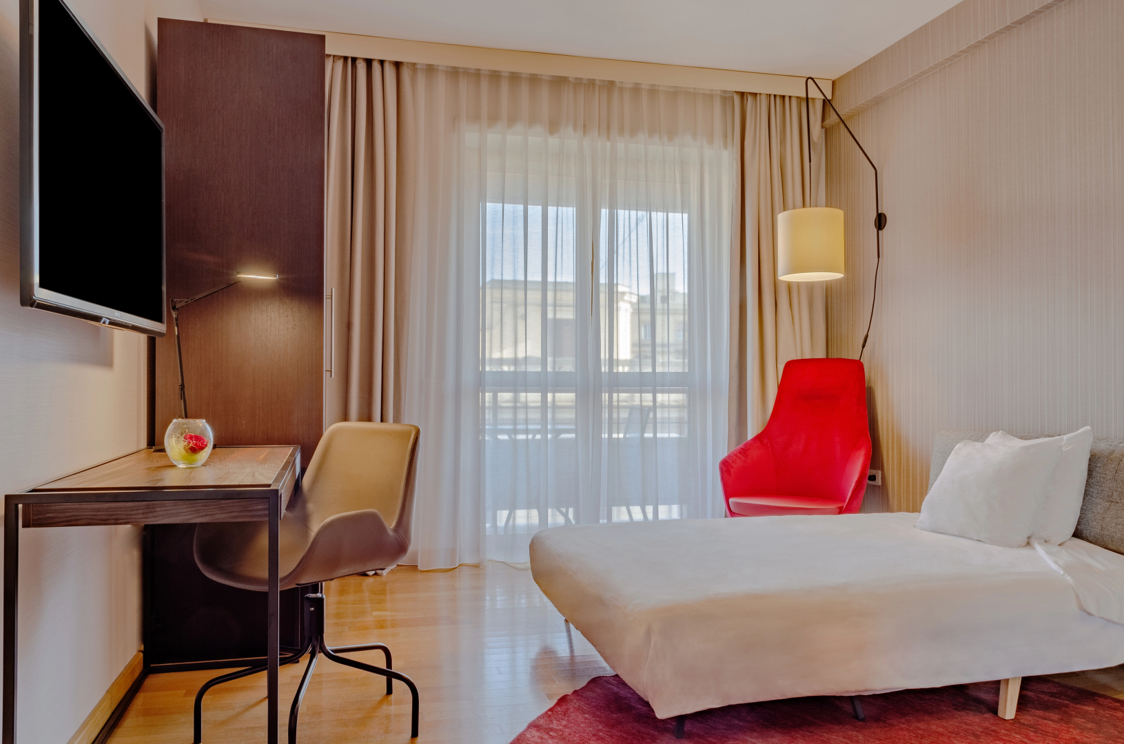 Отель NH Collection Roma Giustiniano