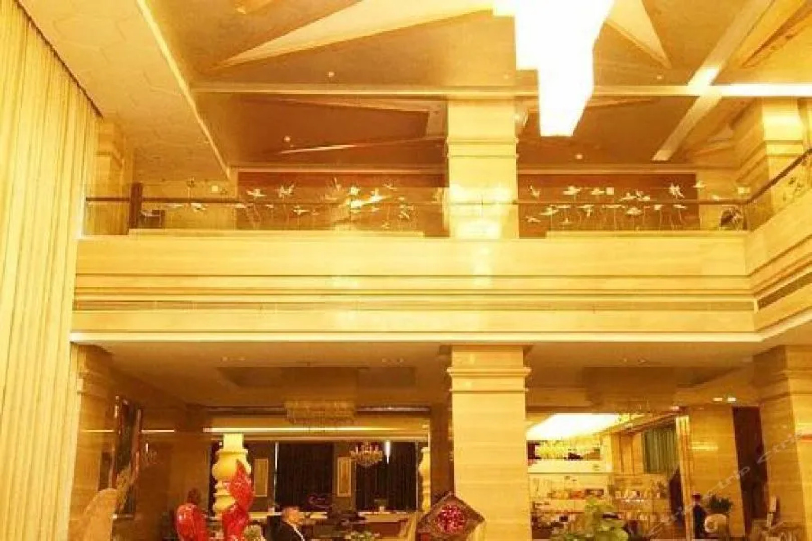 Ningbo East Shipu Hotel