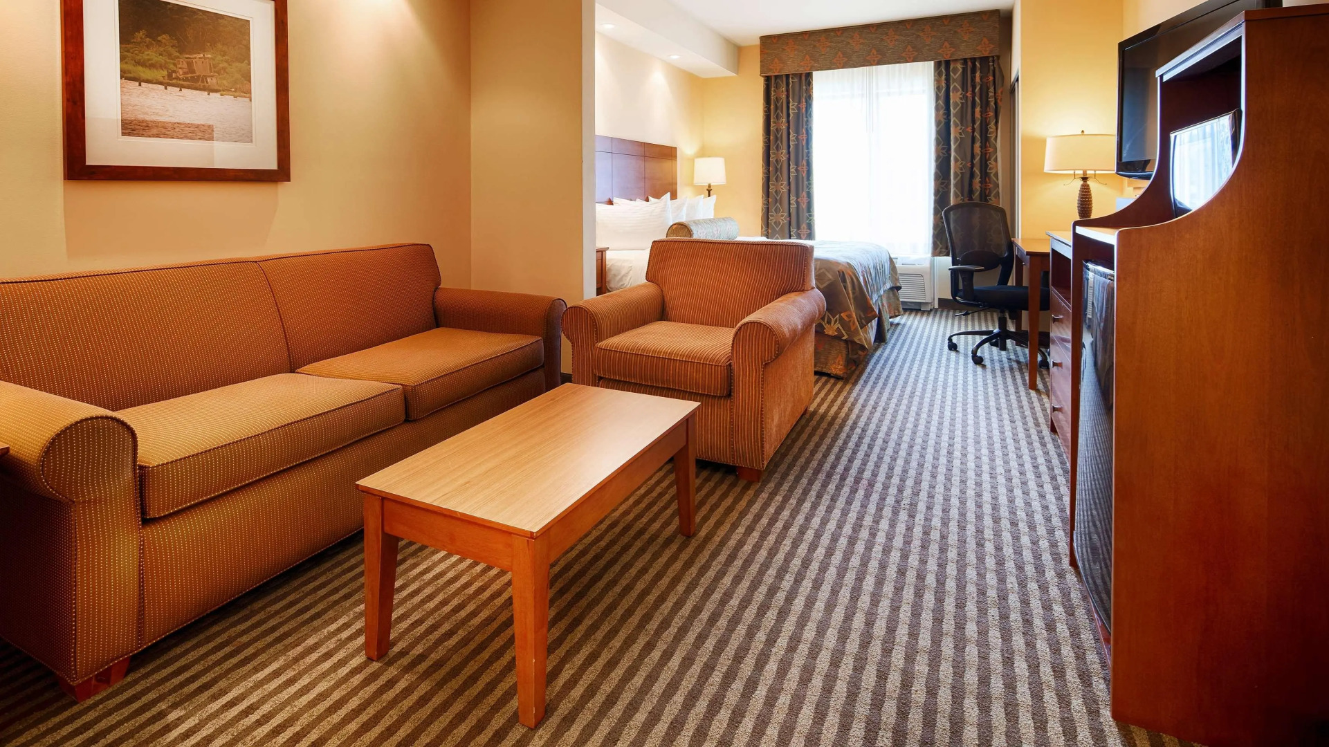 Best Western Plus Westgate Inn & Suites