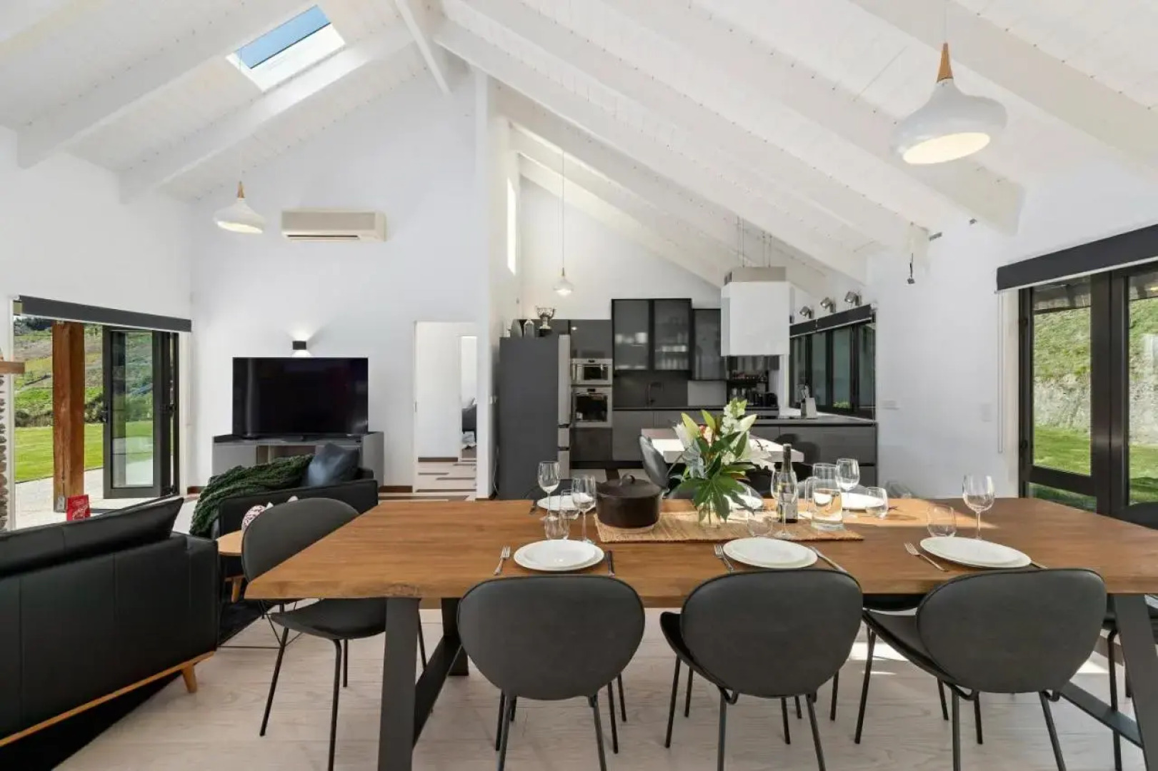 Tucker Beach Haven With Spa