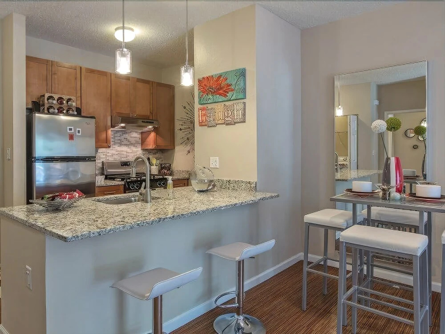 Global Luxury Suites at Broad Street