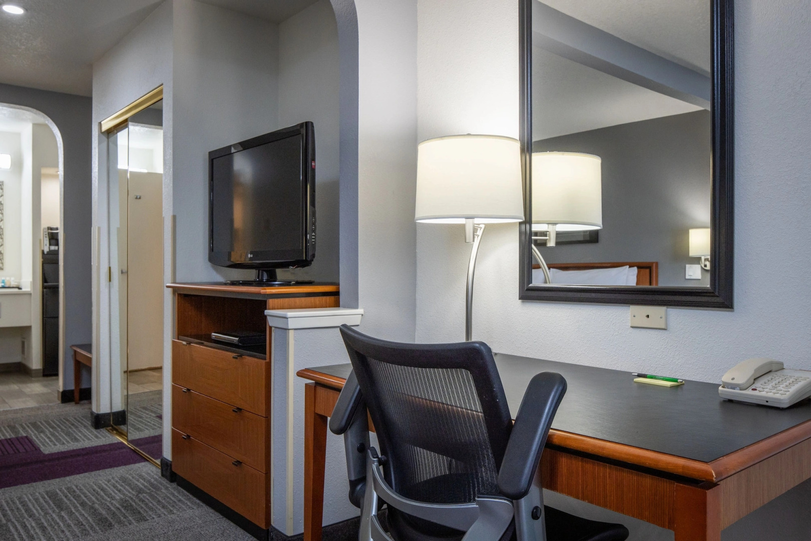 Atherton Park Inn & Suites