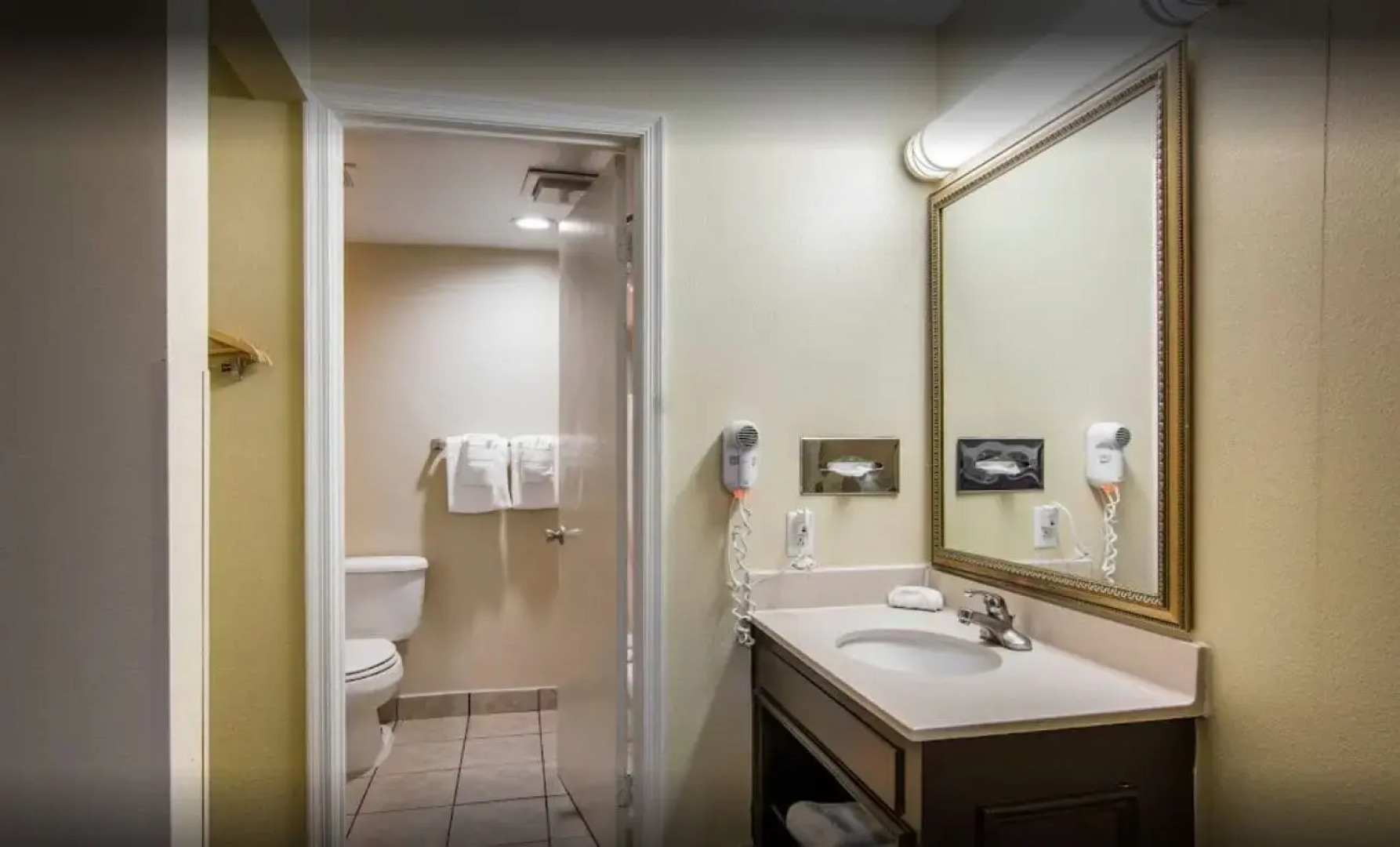 MainStay Suites Williamsburg Historic Area