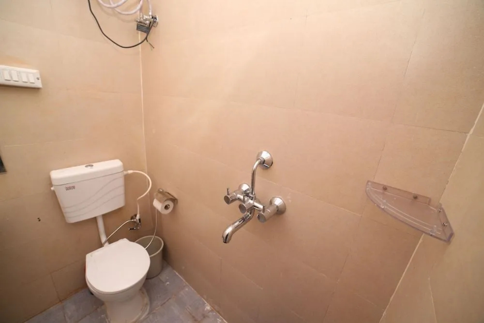 Roadhouse Hostel Varanasi