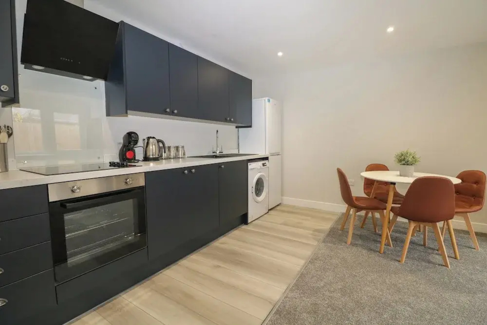 The Secret Cottage 5A