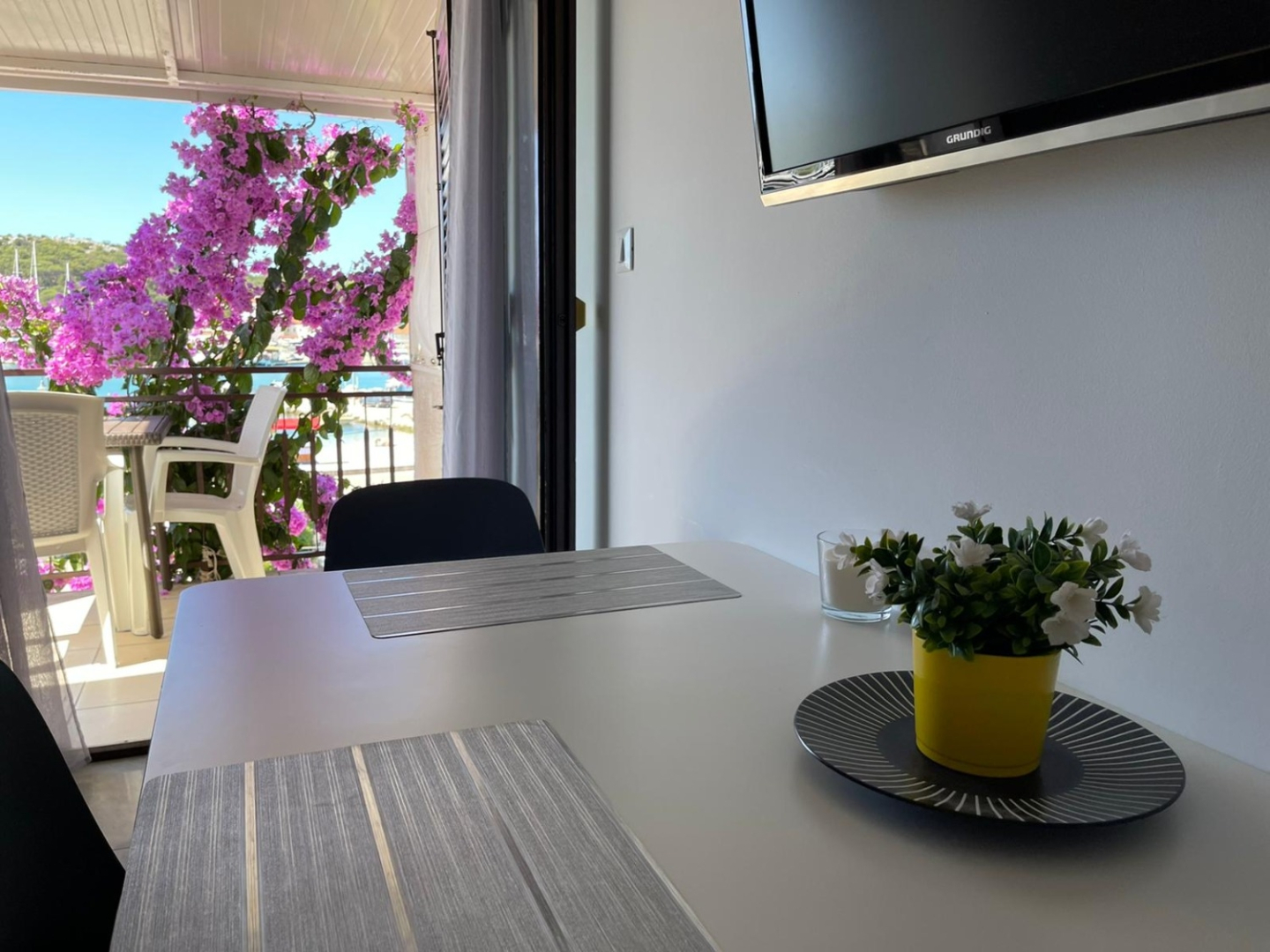 Apartment Bilja - 20 M from the sea A2 Rogoznica, Riviera Sibenik