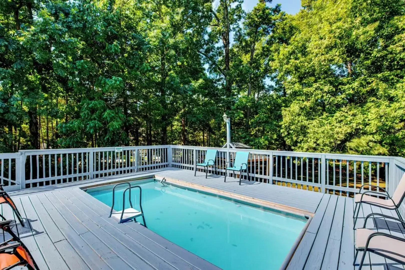 Spacious Home w/ Hot Tub, 14 Mi to Downtown Atl!