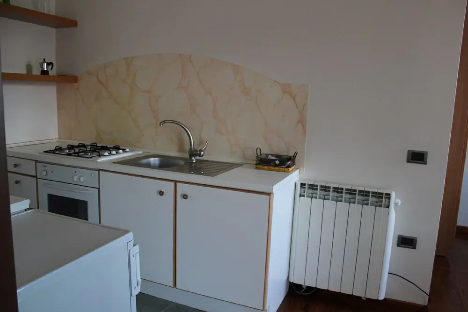 Lakefront Apartment With Spectacular Views