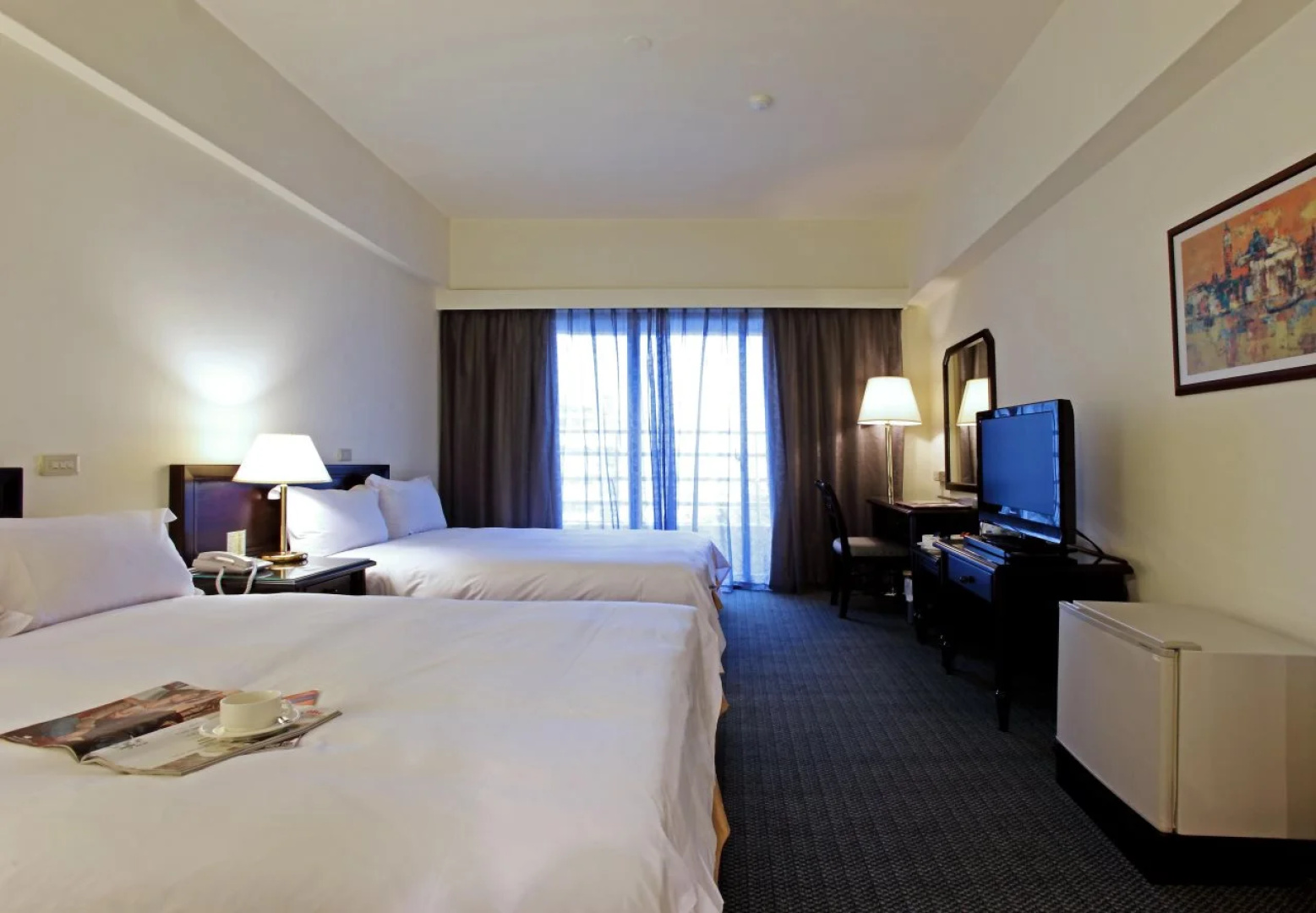 Metro Hotel - Howard Group