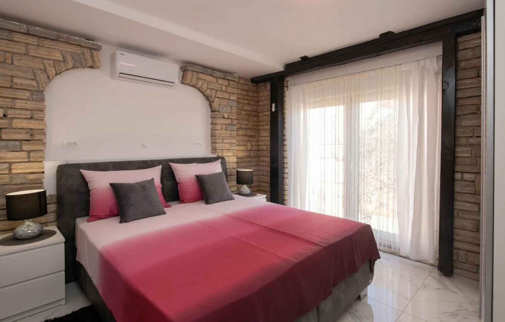 Awesome Home in Turanj with Hot Tub, WiFi & Heated Swimming Pool