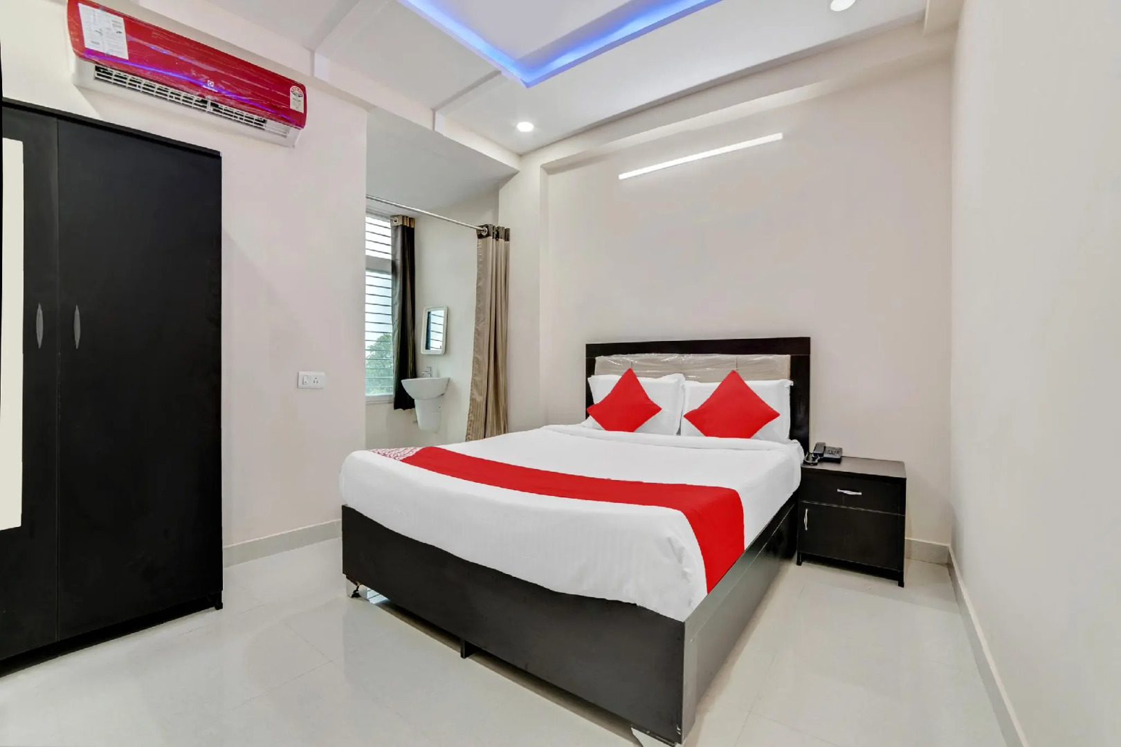 OYO Flagship 60526 5 STAR GRAND