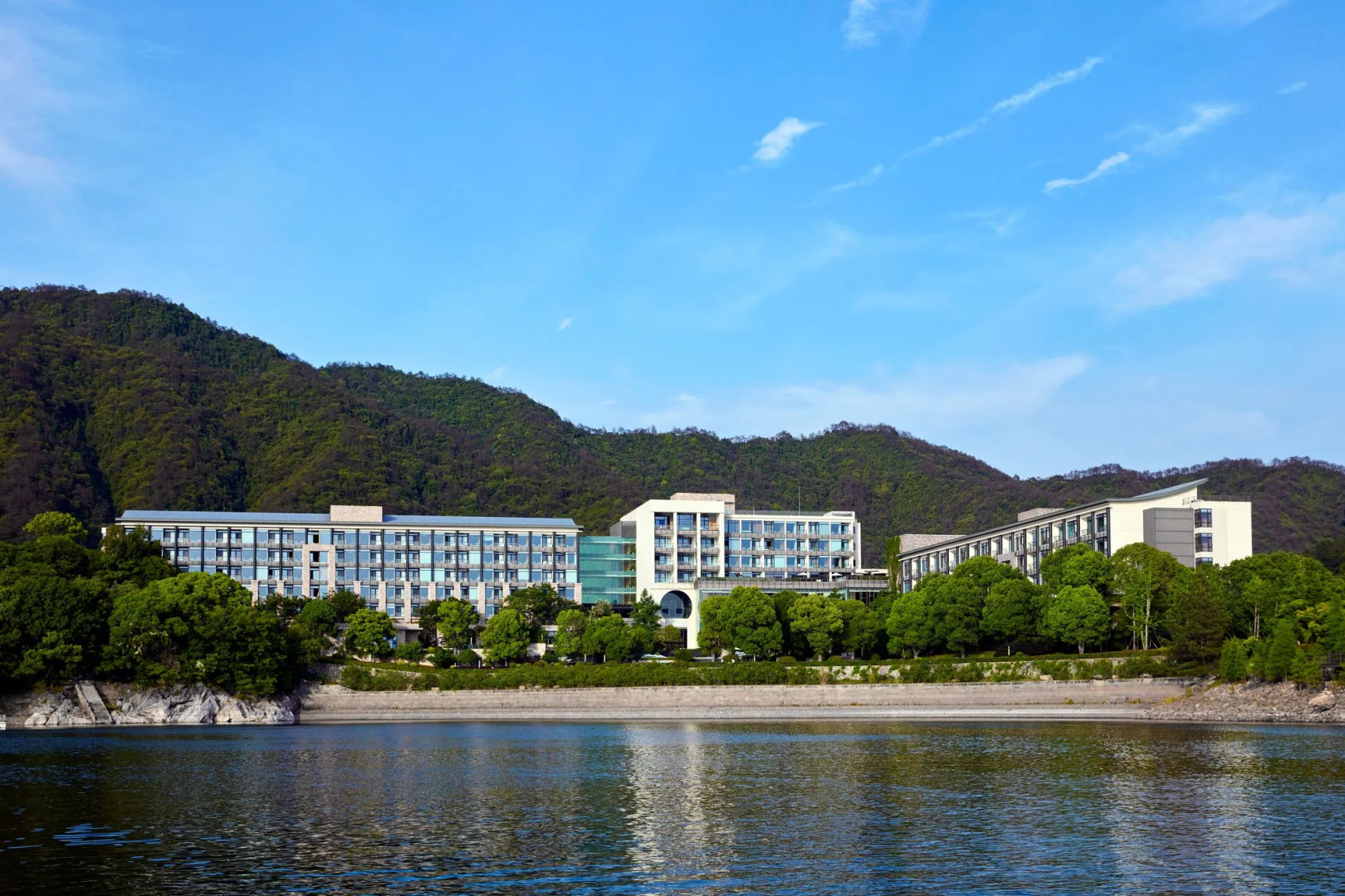 InterContinental One Thousand Island Lake Resort by IHG