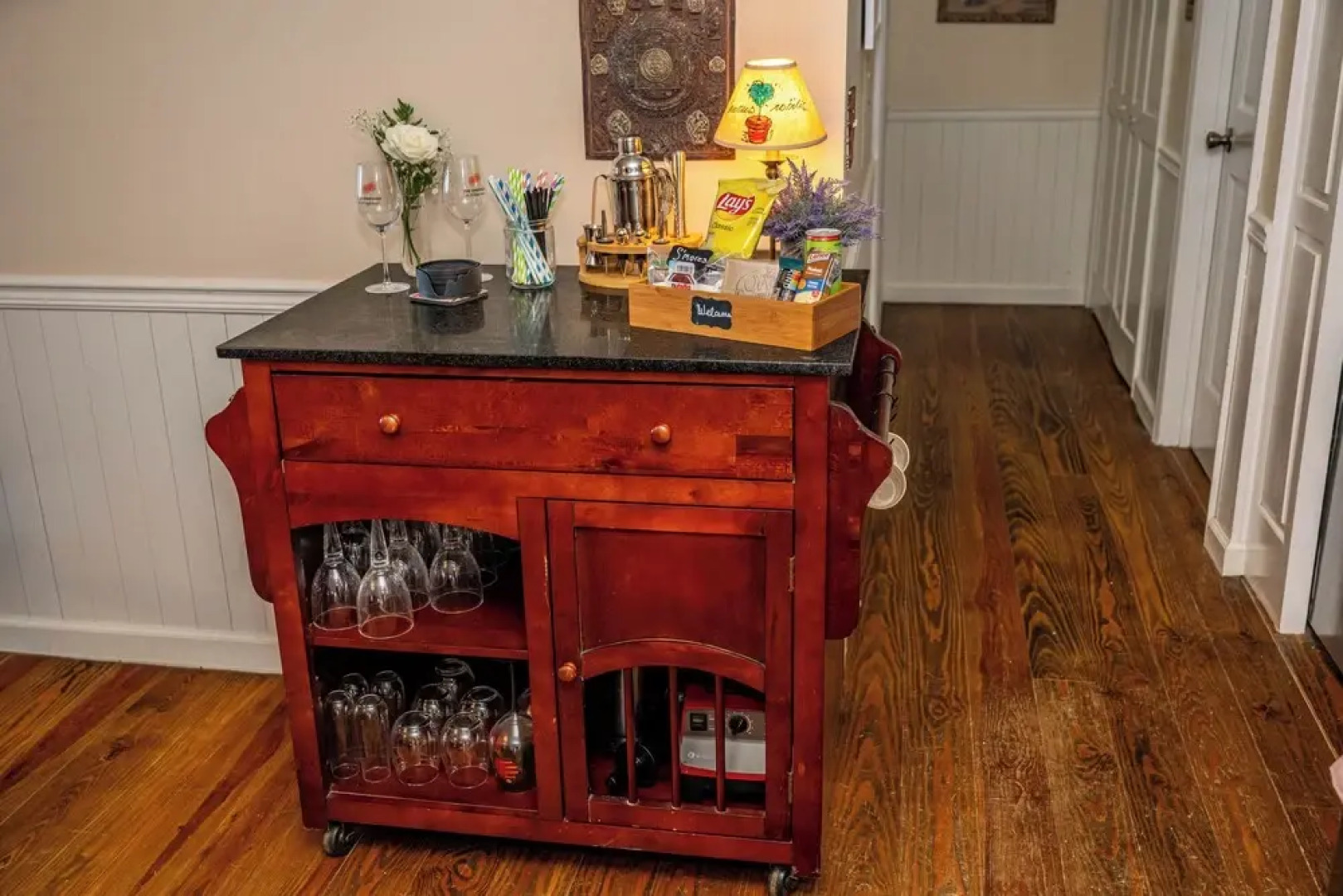 Near Highlands: 36-acre Scaly Mountain Lodge