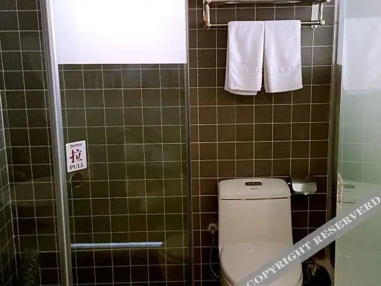 Man  Yue  Light  Inn