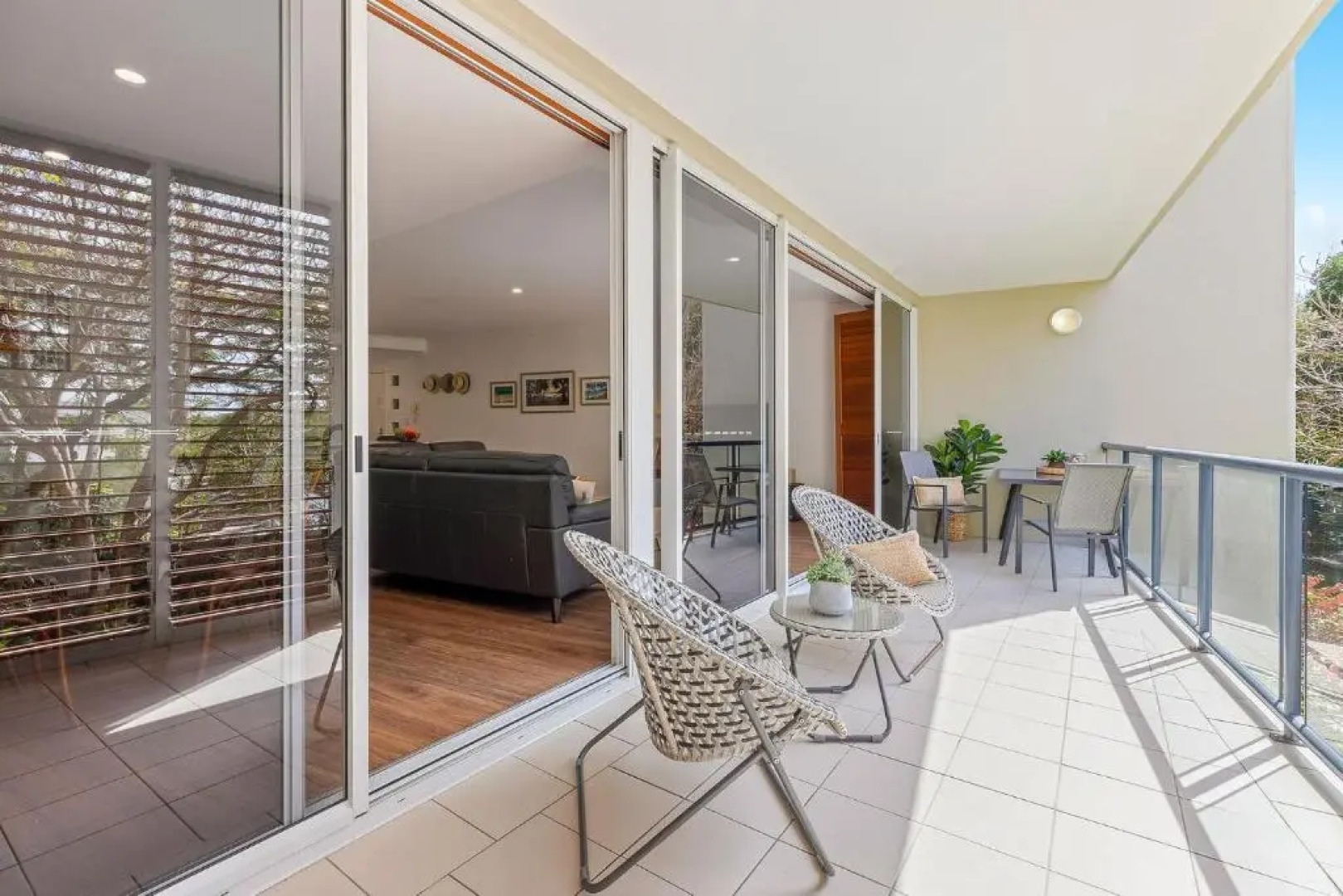 4 Trieste Central Apartment with a Backdrop of Lush Greenery