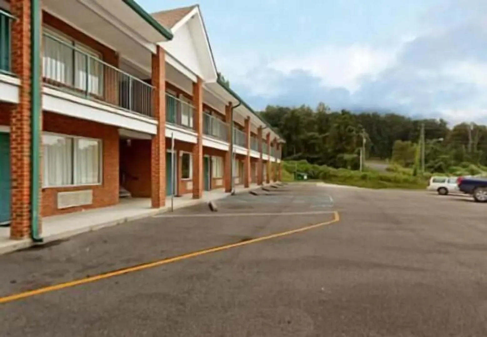 Americas Best Value Inn - Leeds/Birmingham