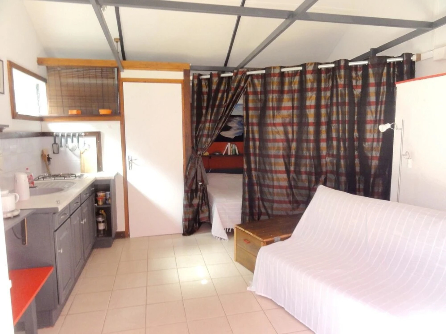 Studio in Piton Saint-leu, With Wonderful sea View, Pool Access, Enclo