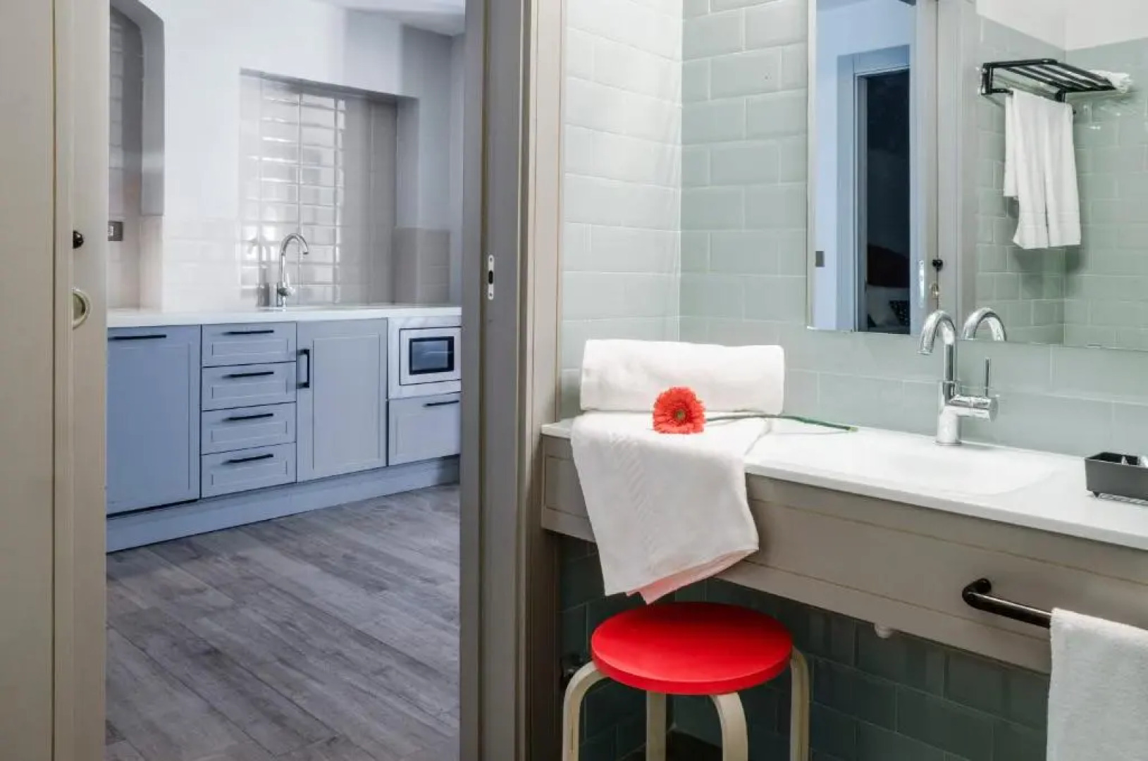 Blue Windows House Apartamentos & Suites