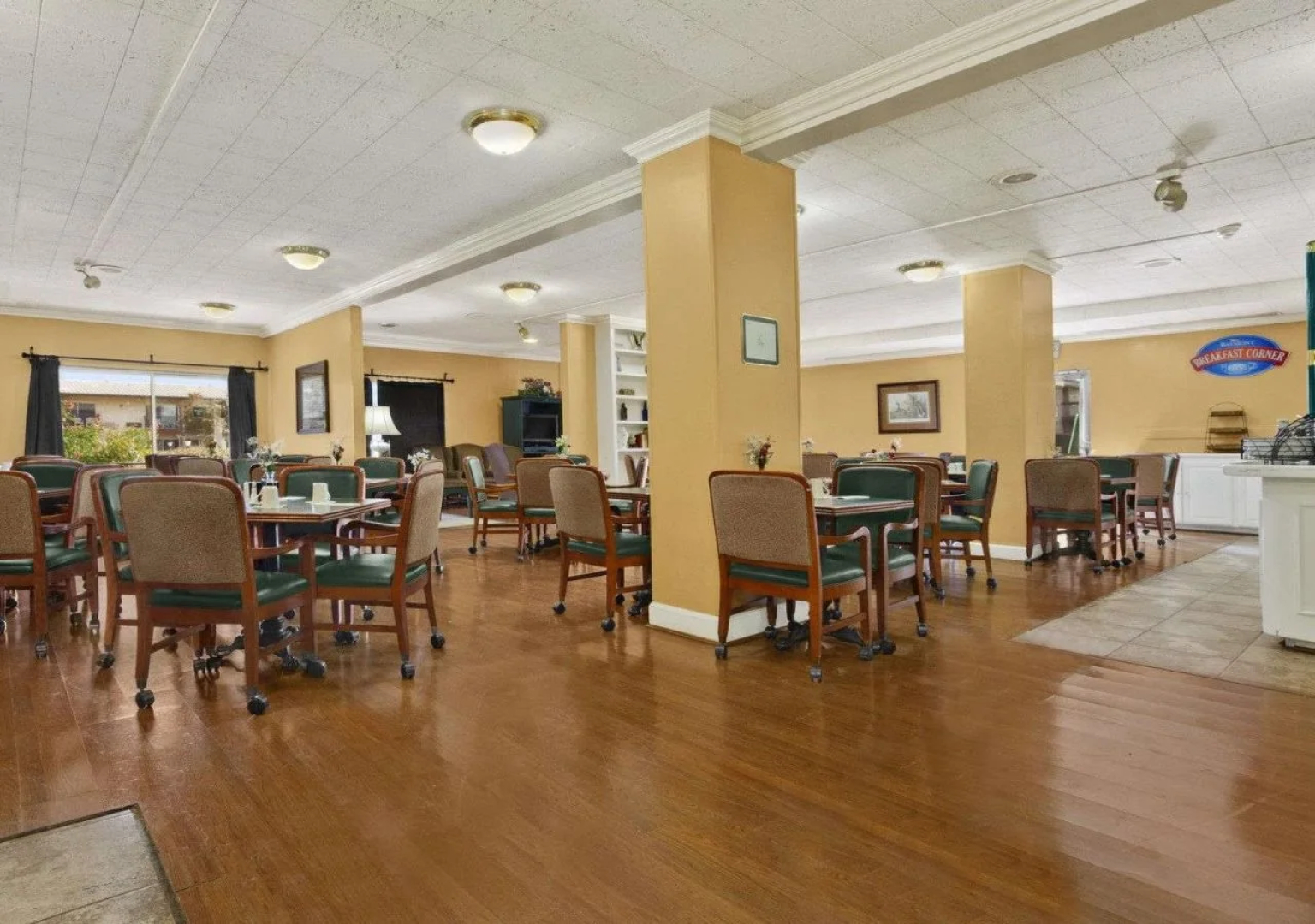 Siegel Suites - Shreveport Apartments