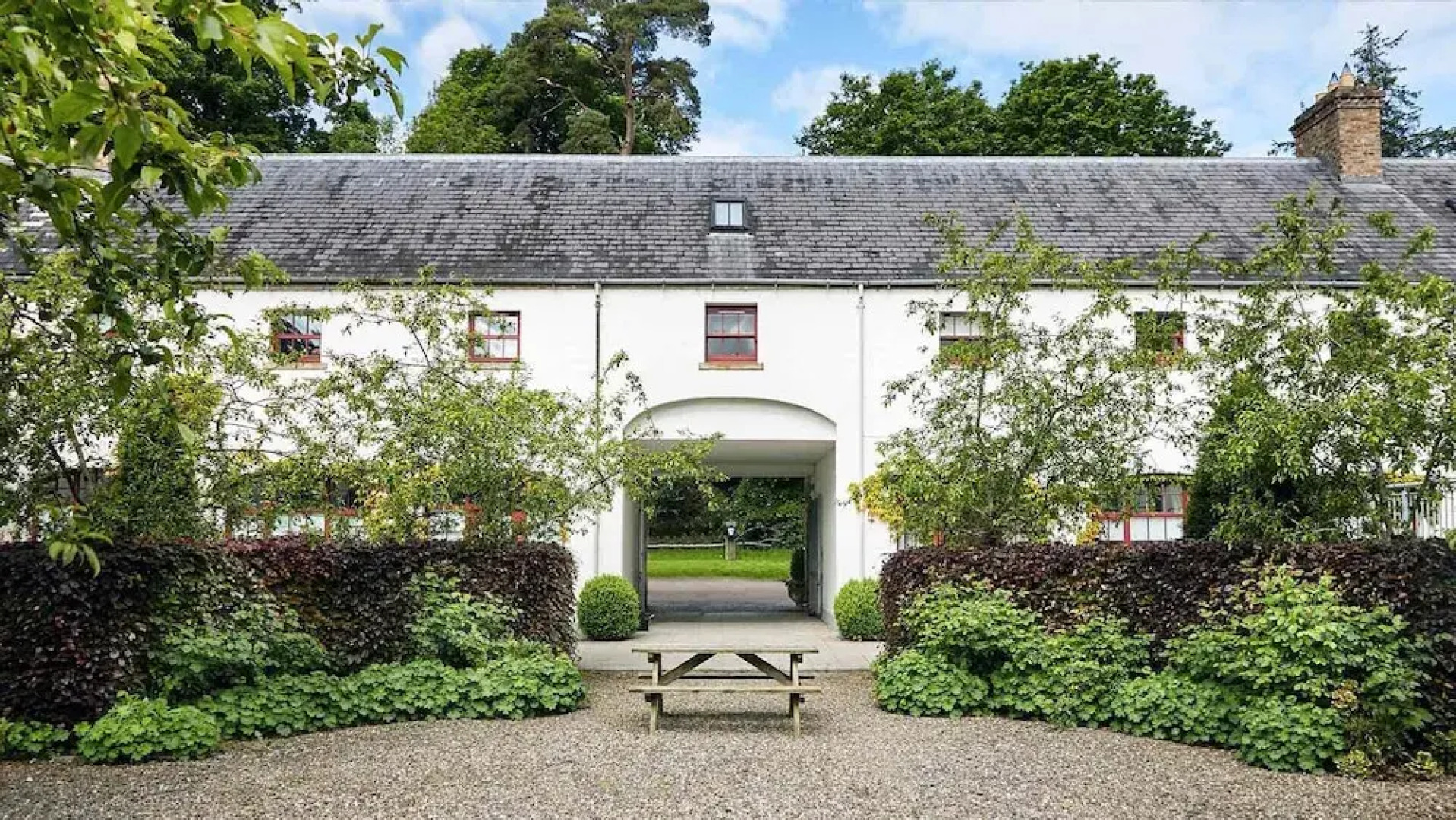 Old Stable Mews Castle Leslie