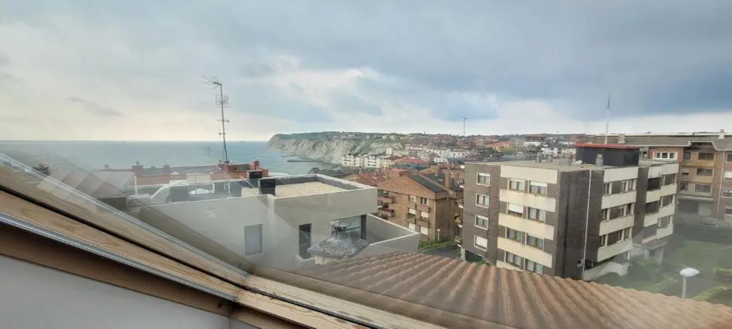 ARRIGUNAGA BEACH VIEW Atico con Terraza y Parking