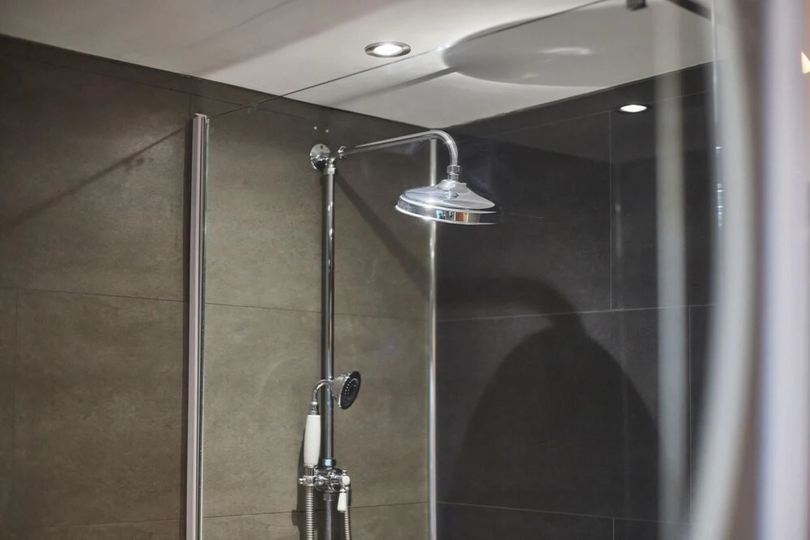 Host Stay Isla Cottage