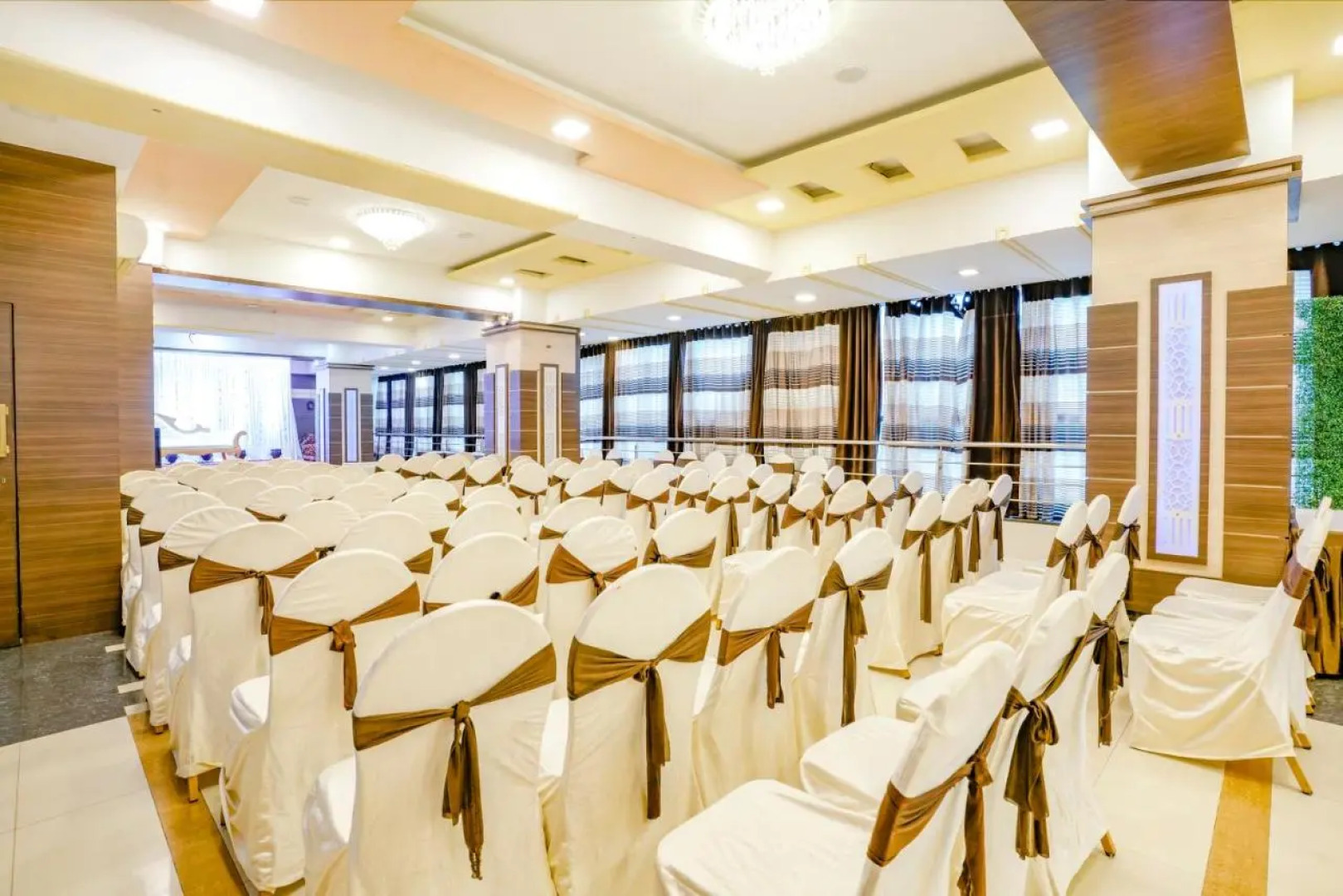 FabHotel Shree Balaji NX Banquets & Apartment