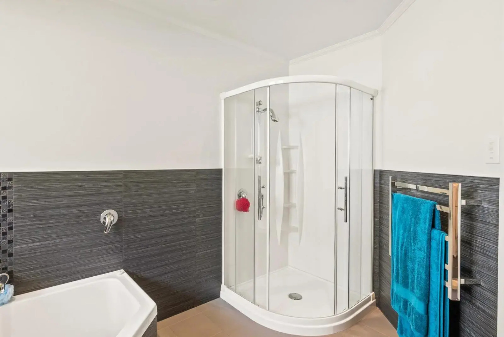 Winara Winner - Waikanae Holiday Home