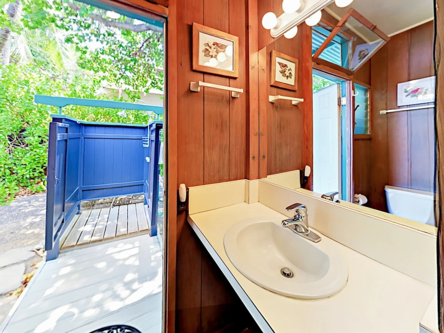 22 Puako Beach Drive Cottage 1 Bedroom 1 Bathroom Cottage