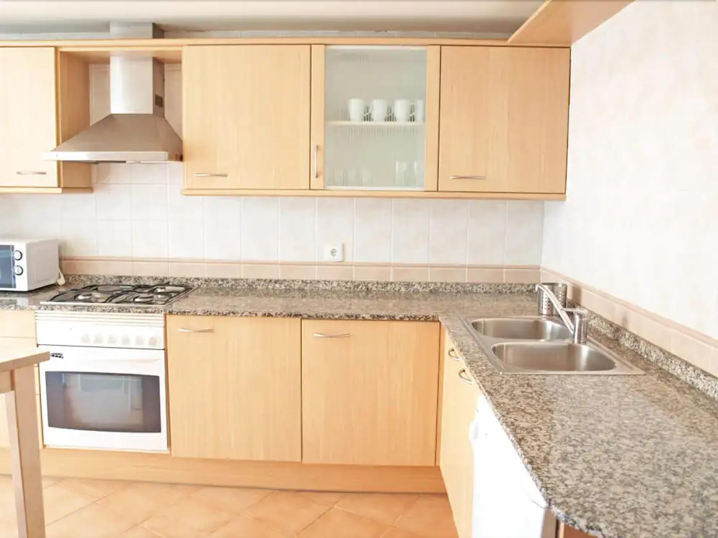 ApartUP Blue Opera View