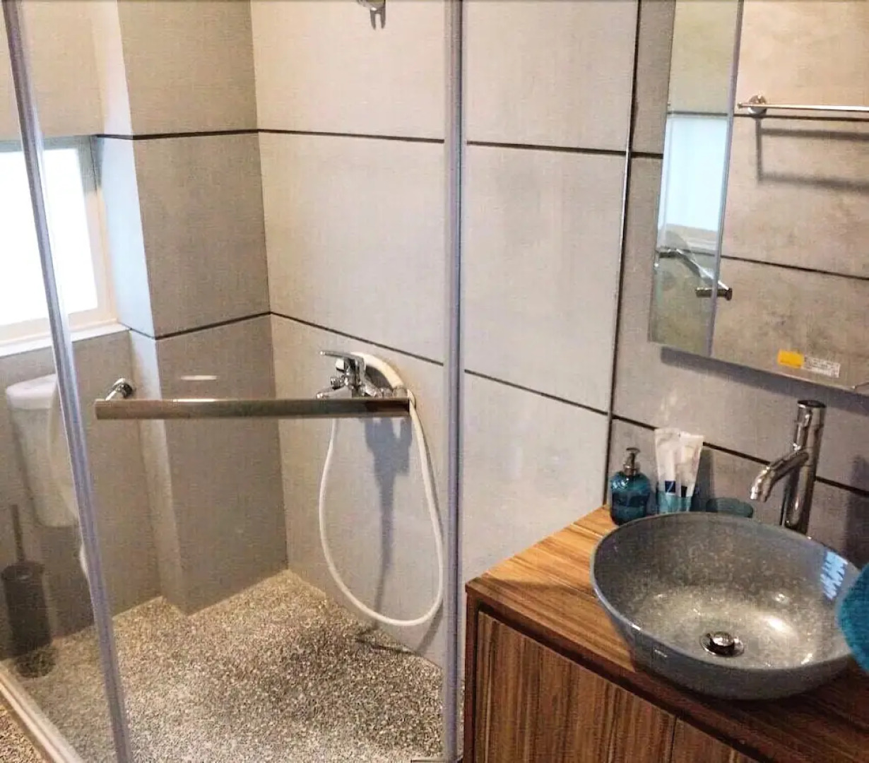 House of Individual Travel