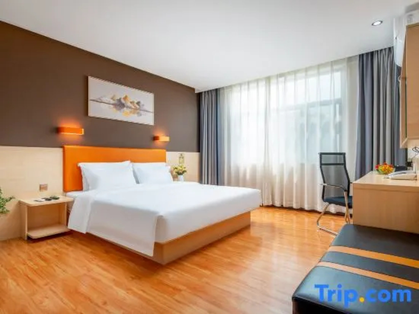 7 Days Premium Hotel (Lincang Bus Station City No.1 Middle School Branch)