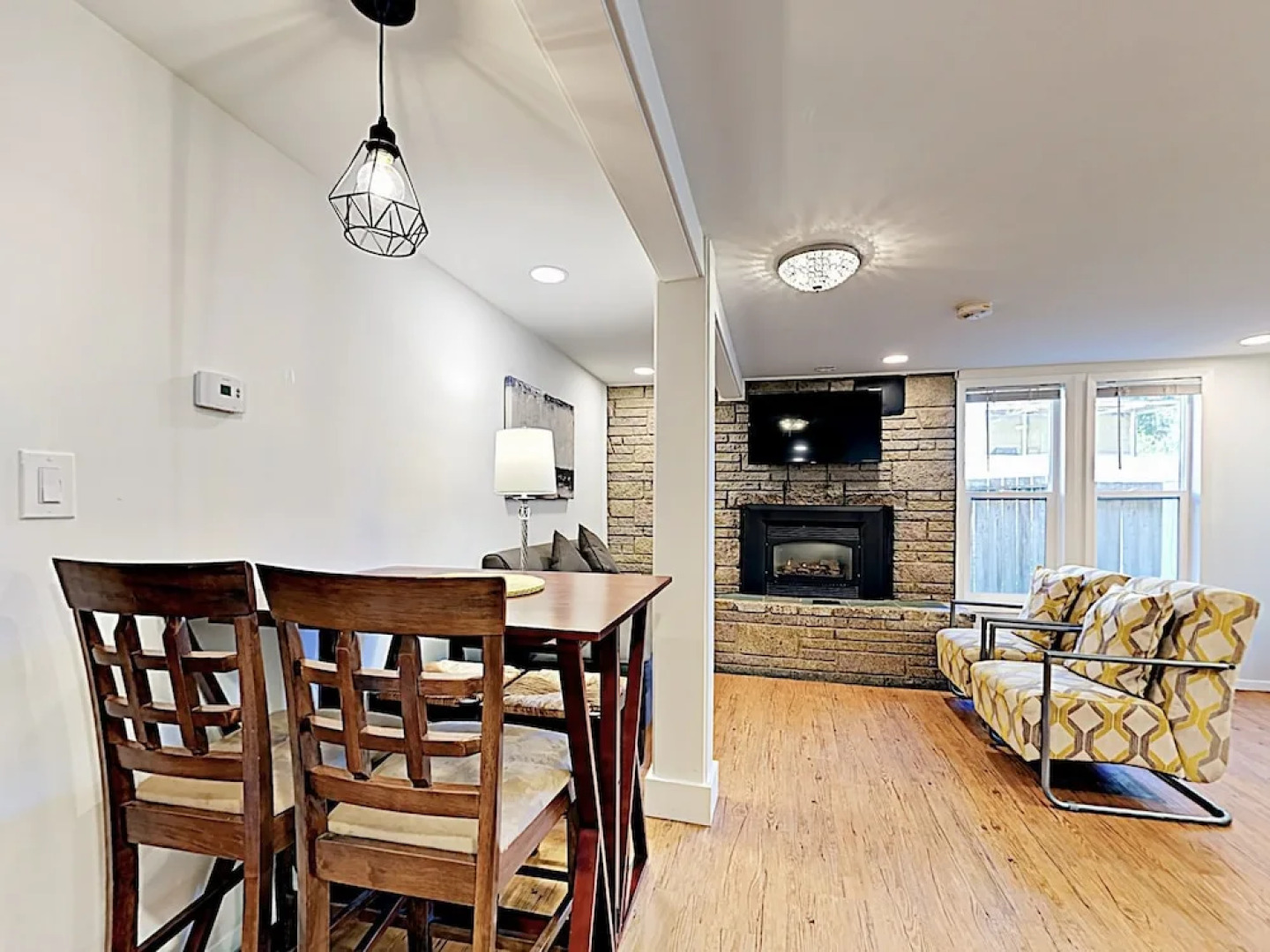 Shoreline Apartment on the Bus Line by RedAwning