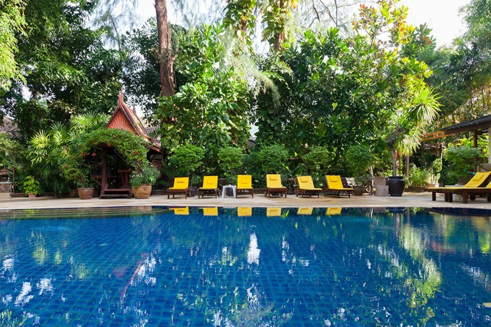 Tropica Bungalow Resort