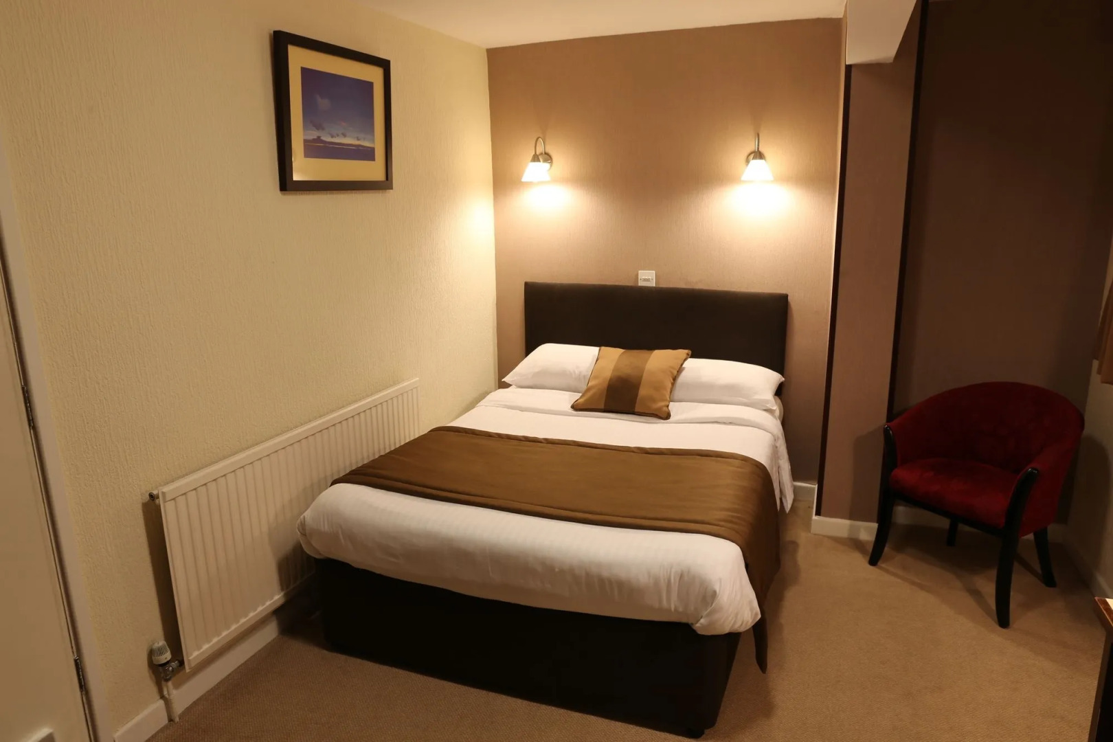 The Cedars Hotel, Loughborough