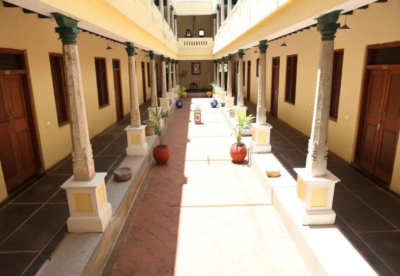 Saradharam Heritage Hotel Lakshmi Vilas