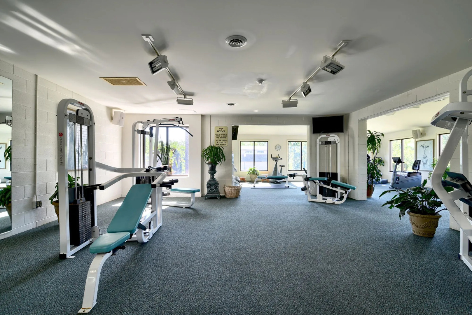 Roosevelt Inn and Suites Saratoga Springs